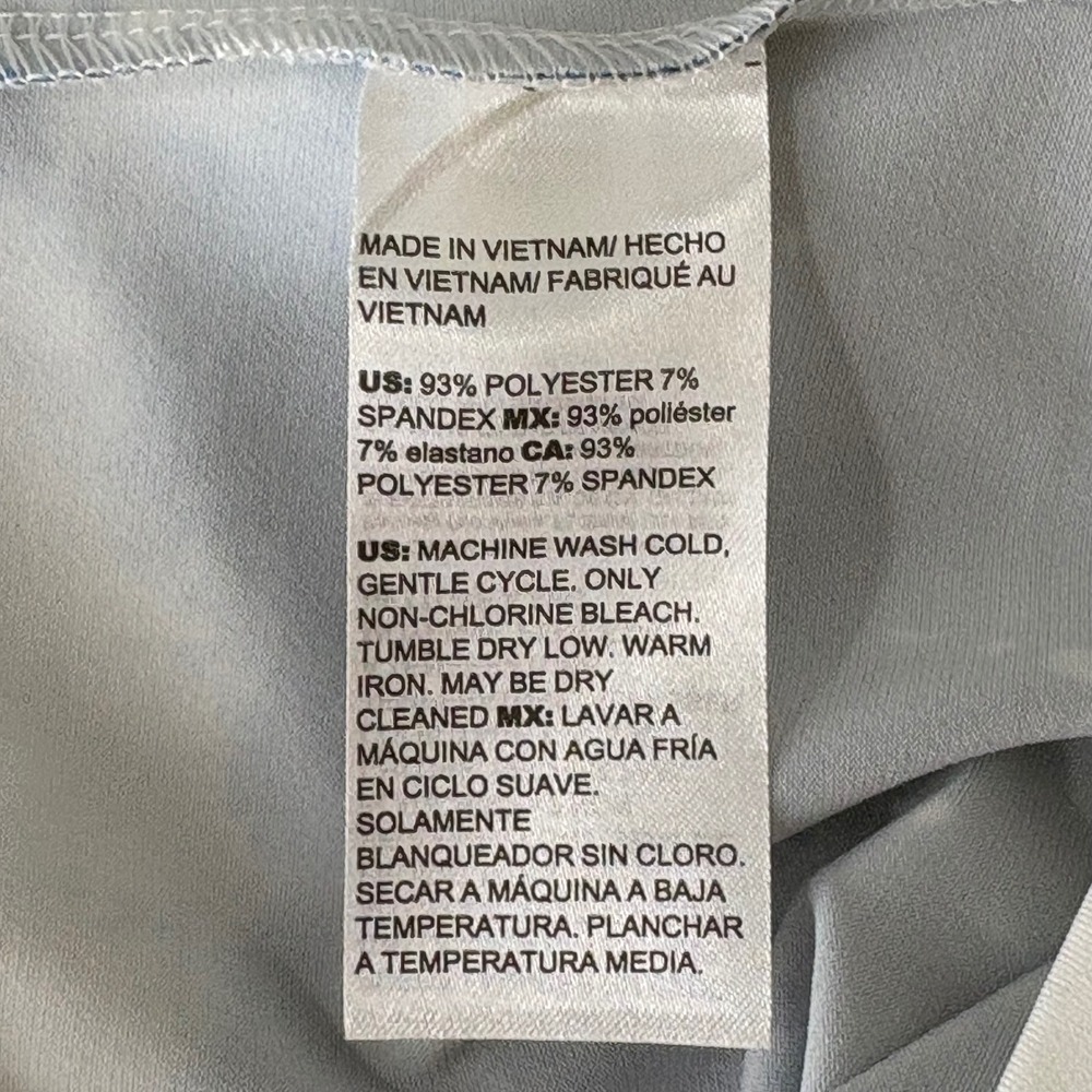 Chicos Artist Series White Blue Tie Dye Asymmetrical Hem Tunic Top XL 3 NEW - Picture 7 of 9